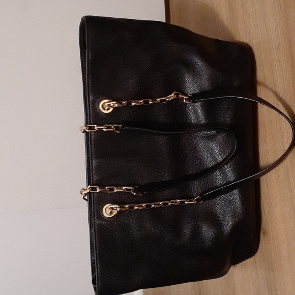 Michael Kors black leather hand bag - Picture 5 of 10